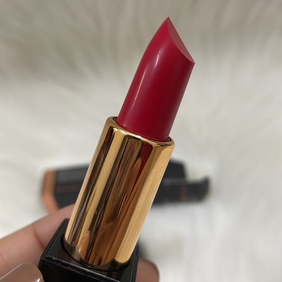 Manish Malhotra beauty by Myglamm soft matte lipstick | NWT | classy red - Picture 9 of 14
